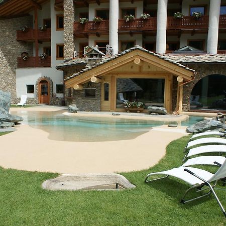 Eco Wellness Hotel Notre Maison Cogne Exteriör bild