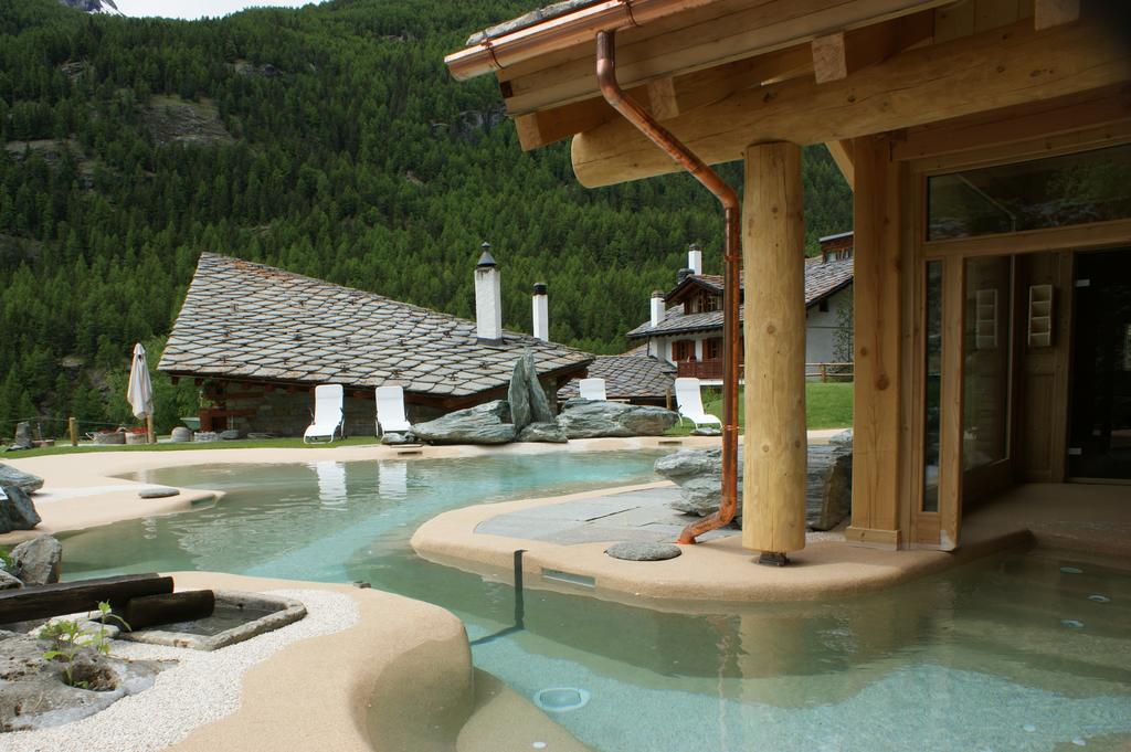 Eco Wellness Hotel Notre Maison Cogne Exteriör bild