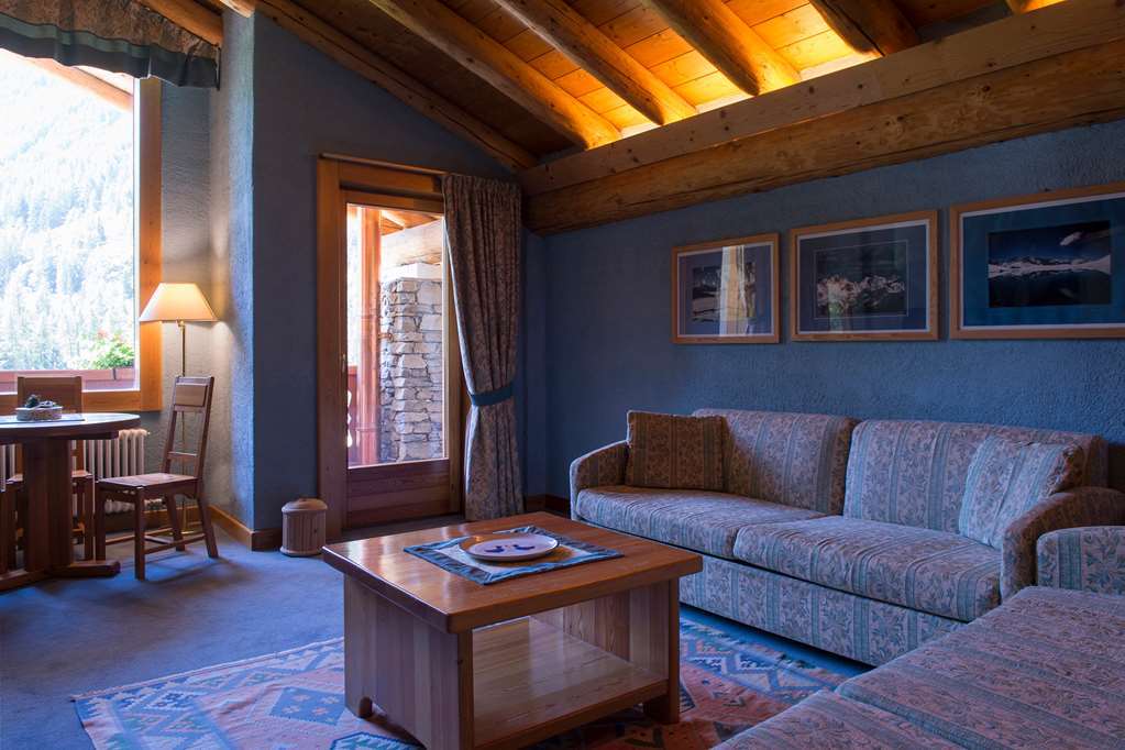 Eco Wellness Hotel Notre Maison Cogne Rum bild