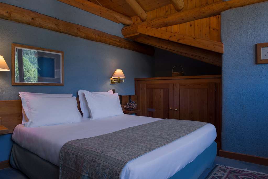Eco Wellness Hotel Notre Maison Cogne Rum bild