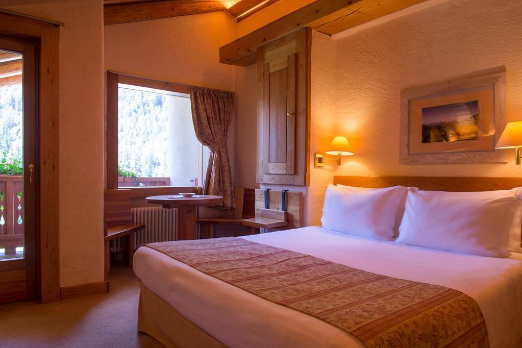 Eco Wellness Hotel Notre Maison Cogne Rum bild